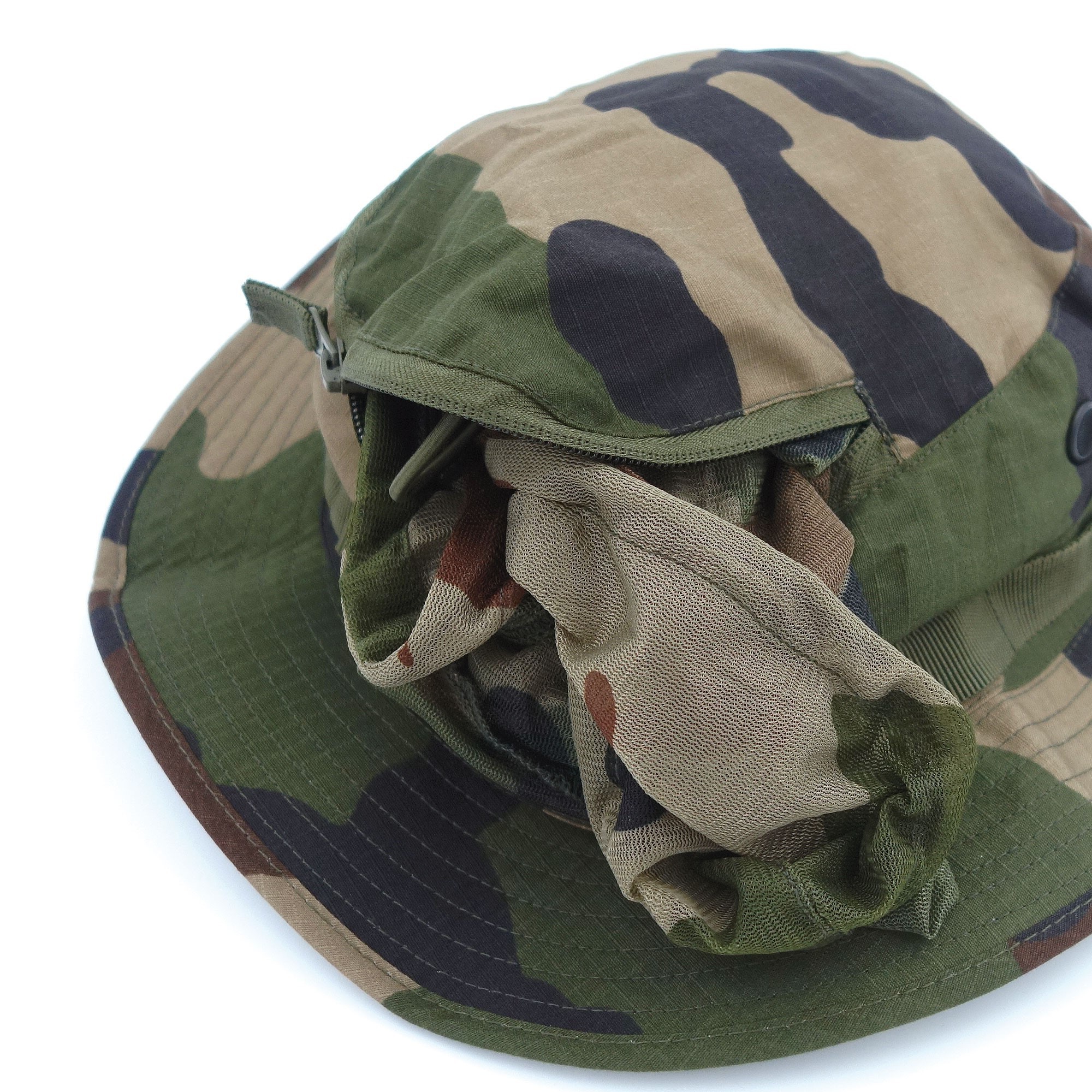 CHAPEAU JUNGLE AVEC MOUSTIQUAIRE  - 7 CHAPEAU JUNGLE AVEC MOUSTIQUAIRE  - 7