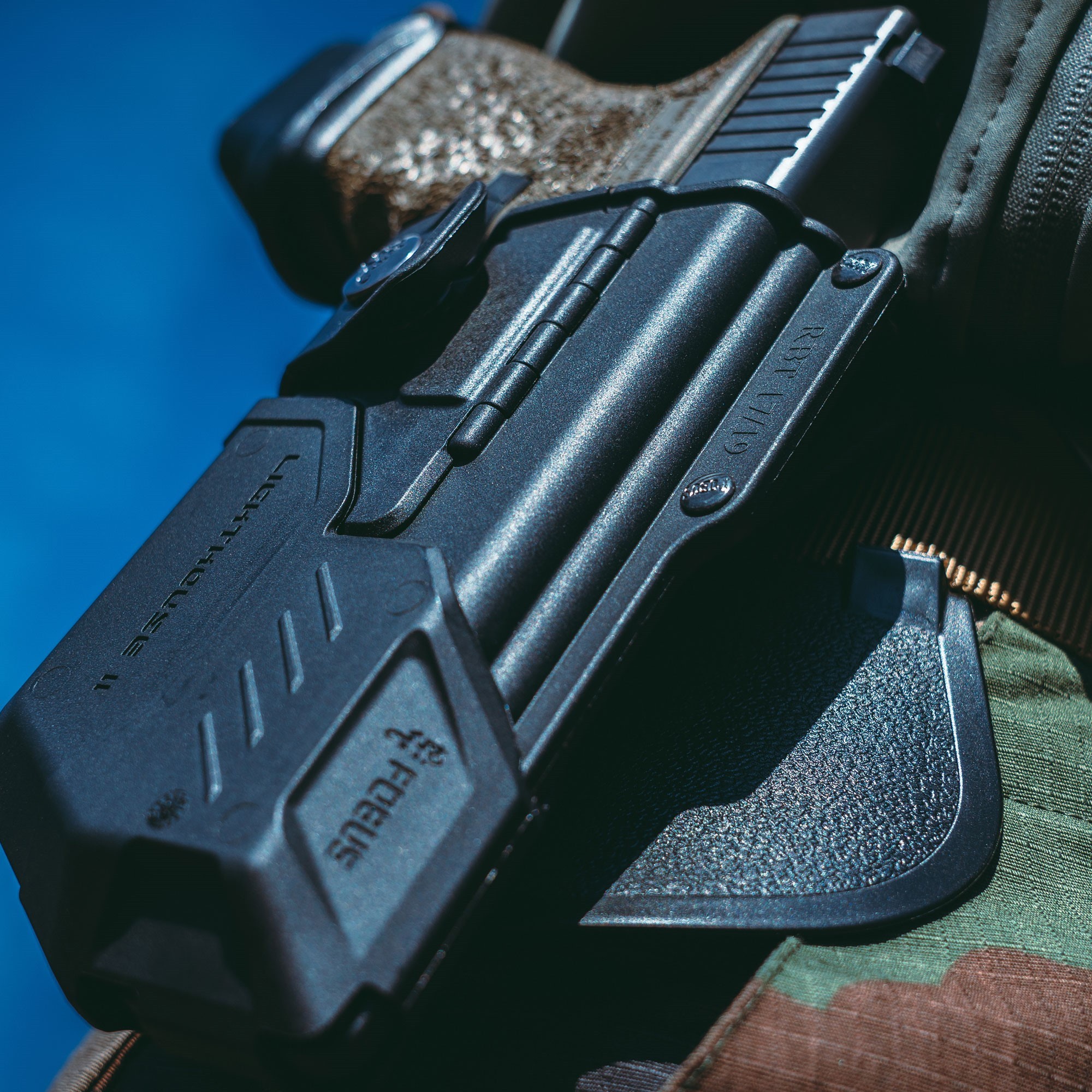 Bundle Holster rigide rotatif pr Glock 19/23/32 avec Lighthouses  - 2 Bundle Holster rigide rotatif pr Glock 19/23/32 avec Lighthouses  - 2