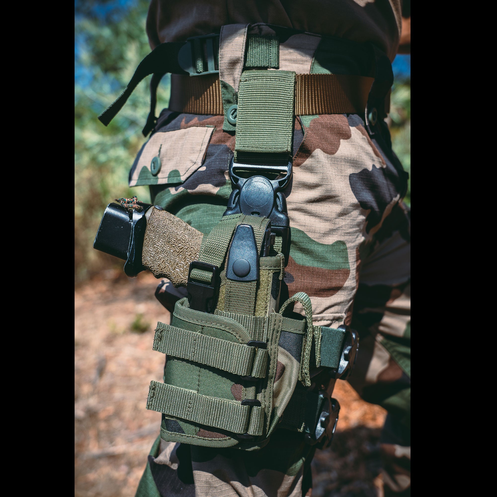 Holster de cuisse militaire camouflage