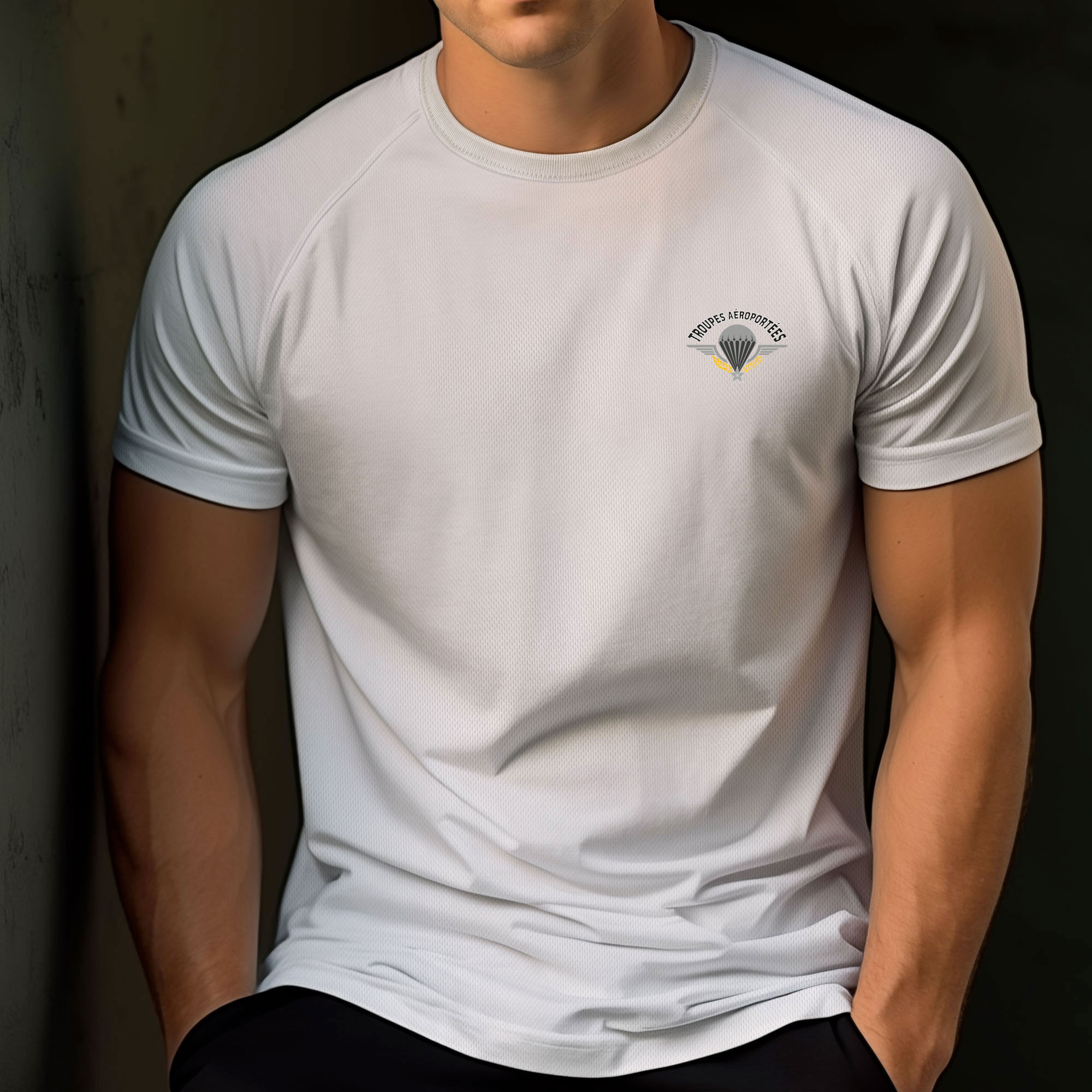 Tshirt blanc imprimé PARA régiment de Parachutiste Tshirt blanc imprimé PARA régiment de Parachutiste